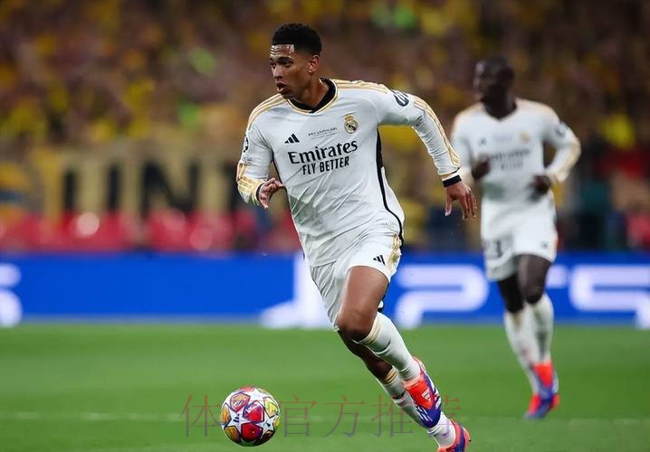 世体:红牌罚下贝林的裁判遭网暴后关闭社媒评论 世体:红牌罚下贝林的裁判遭网暴后关闭社媒评论